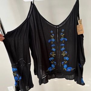 NWT AE Cold Shoulder Blouse